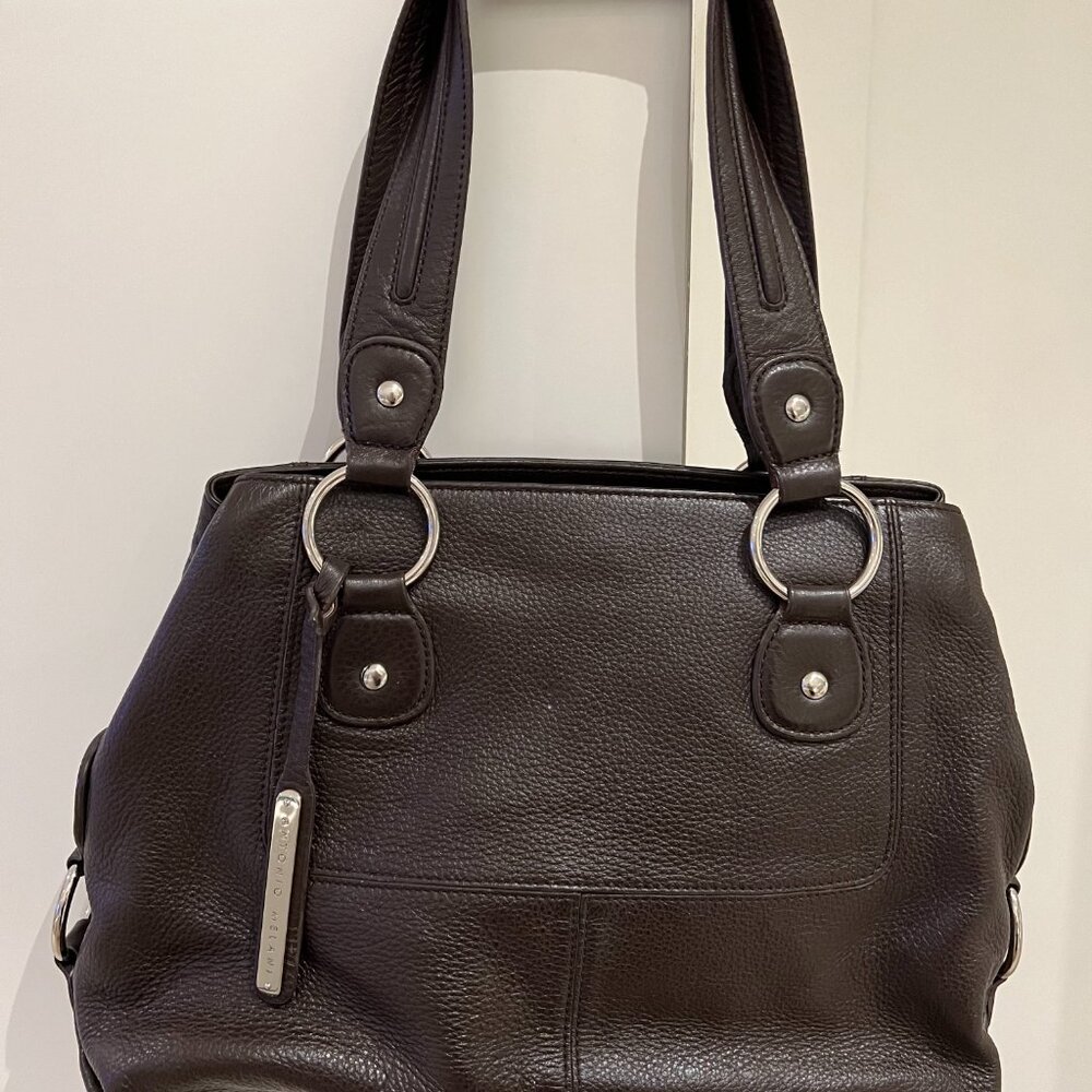 Antonio Melani Genuine Brown Medium Leather Purse Silver Accents